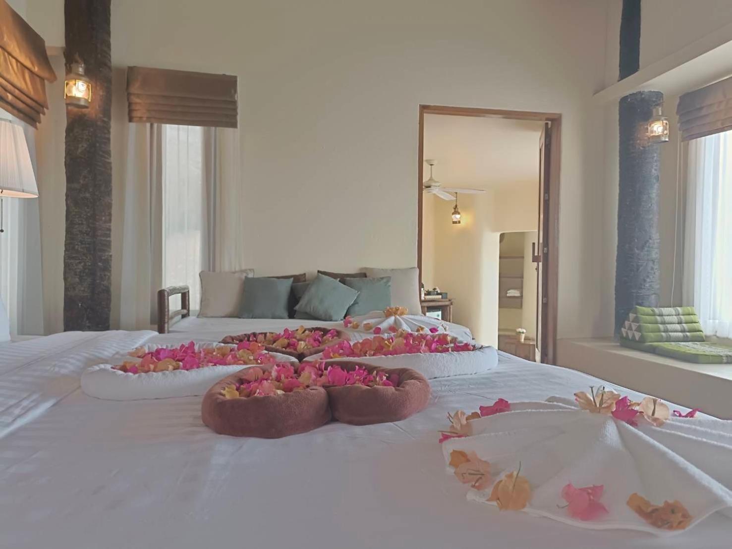 Nangyuan Island Dive Resort Тау Экстерьер фото